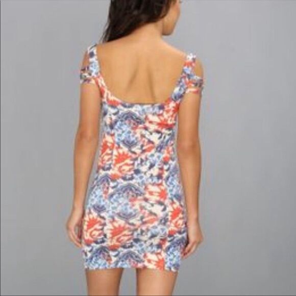 FREE PEOPLE INTIMATELY | Showin Shoulder Knit Bodycon Slip Dress Women’s Size M - Picture 2 of 12